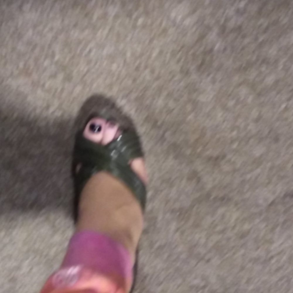 Sandals - Picture 7 of 8